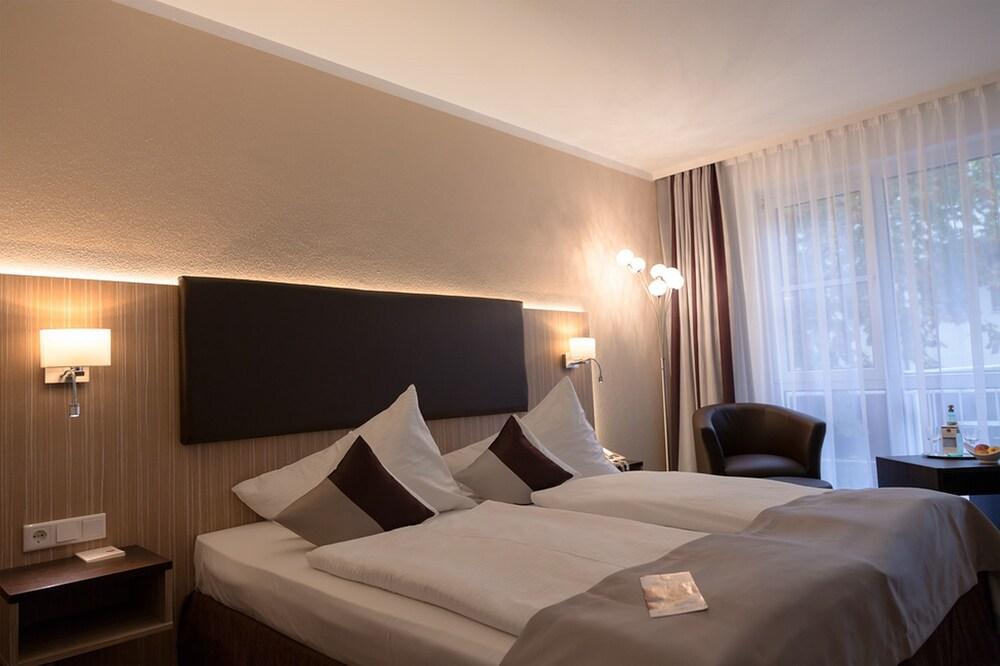 Hotel Western Parkhotel 4*